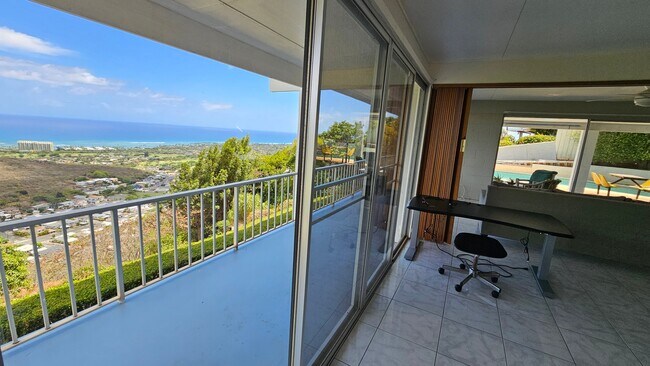 Building Photo - 1827 Halekoa Dr