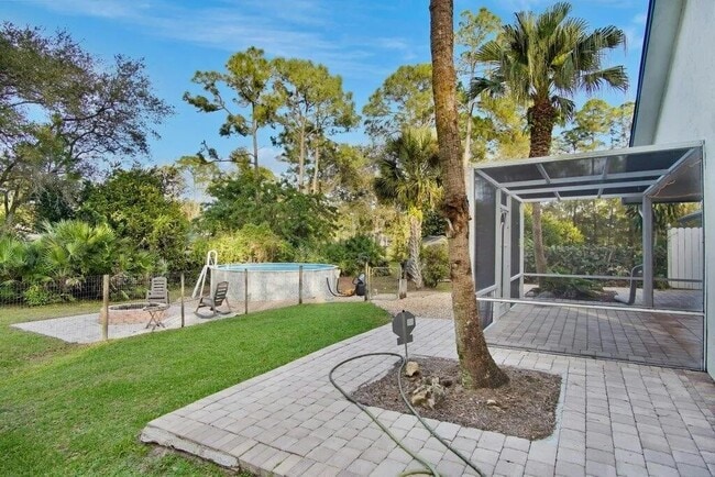 Building Photo - 12207 77th Pl N