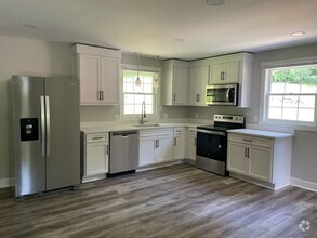 Building Photo - Culdesac living!  FULLY remodeled 3 Bed 2 ...