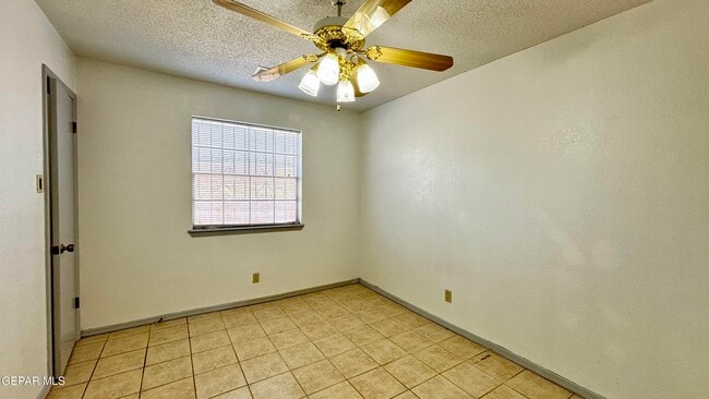 Building Photo - 4705 Frankfort Ave
