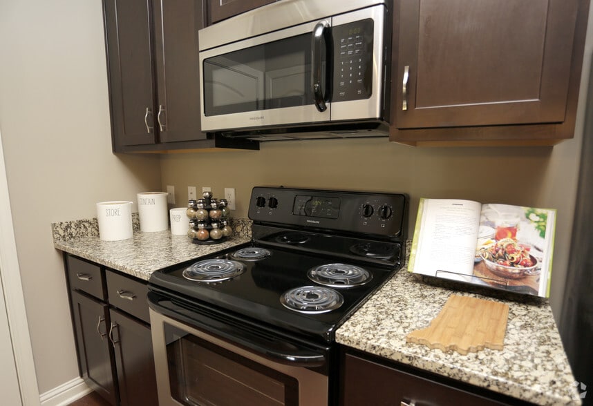 Kitchen - 82 Flats At The Crossing