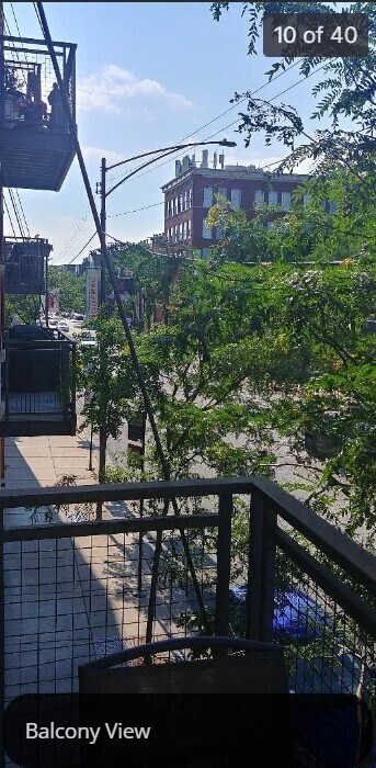 Building Photo - 3133 N Lakewood Ave