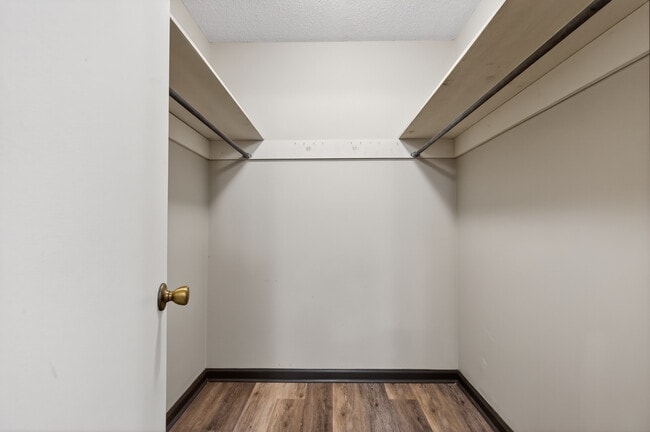 Building Photo - 314 Nottingham Way