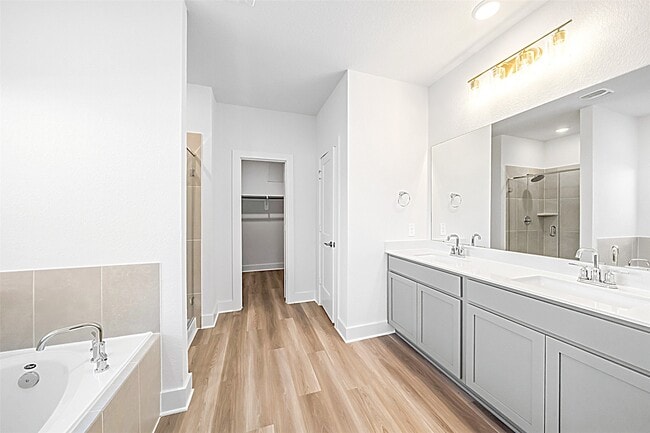 Building Photo - 21315 Mountain Haya Trl