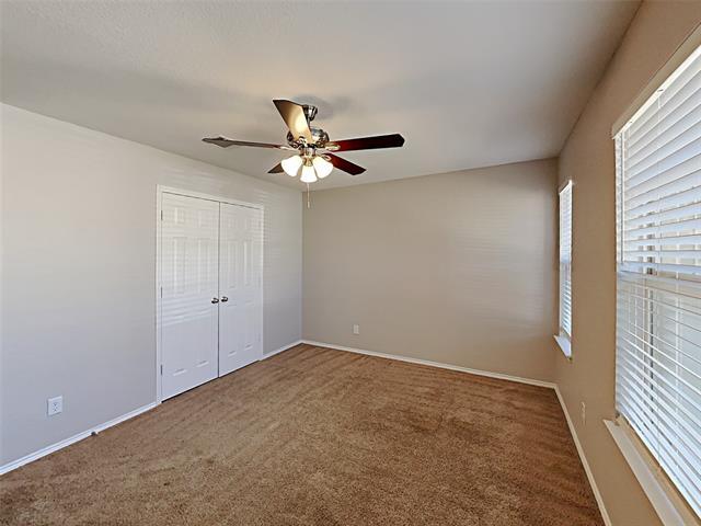 Building Photo - 632 Hutchins Dr