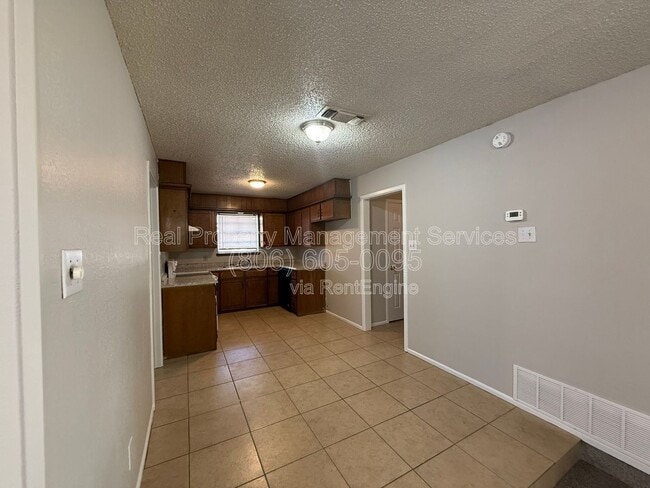 Building Photo - 5523 Fordham St