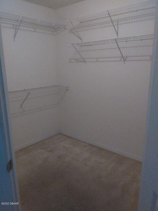 Building Photo - 6517 Shahab Ln