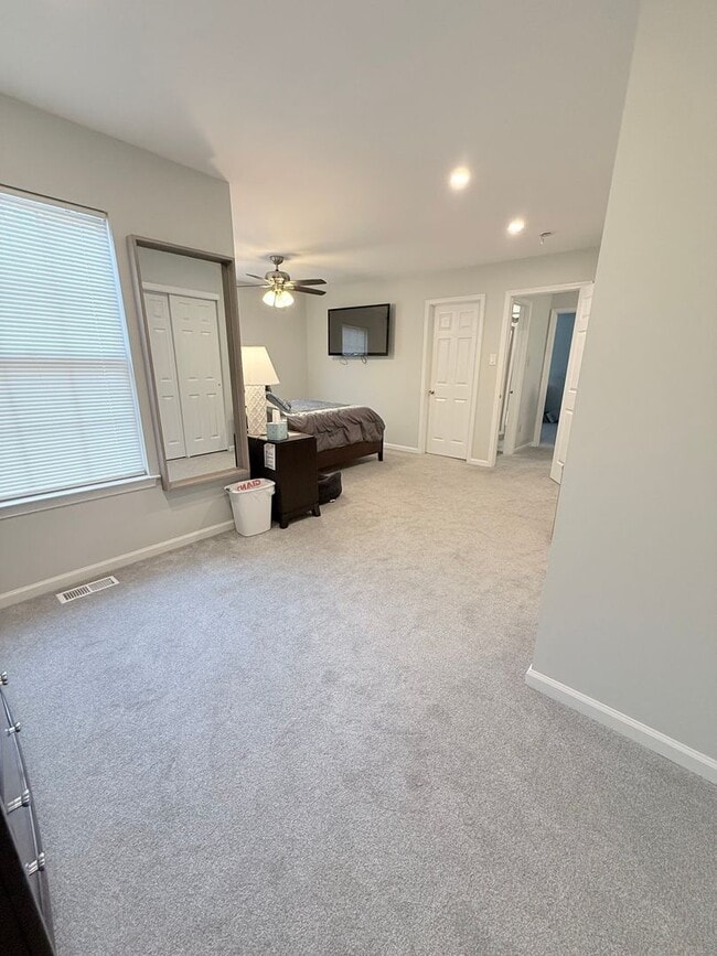 Building Photo - 2 Bed / 1.5 Bath Townhome in Patriot's Ridge