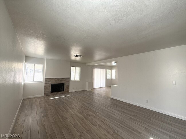 Building Photo - 4537 Fireside Ln