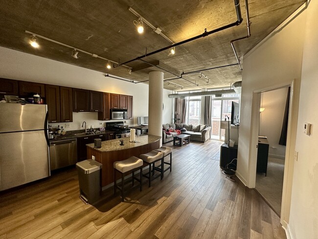 Building Photo - 111 S Morgan St