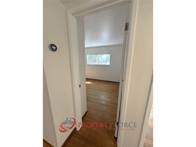 Building Photo - Bright Foster City 4Bed 2Bath Home with Hardwood Floors and Private Yard - OFFERED BY PROPERTY FO...