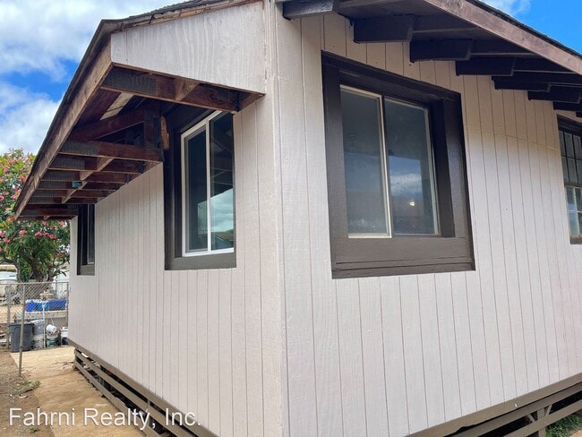 Building Photo - 2 br, 1 bath House - 84-866 #B Hanalei St