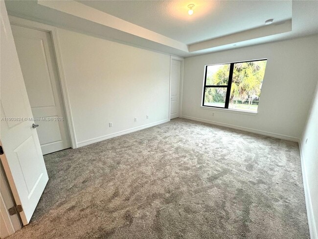 Building Photo - 130 S University Dr