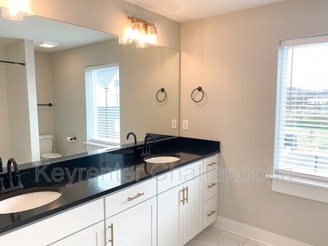 Building Photo - 1417 Stockyard Pl