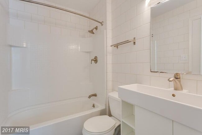 Building Photo - 5735 Nordeen Oak Ct