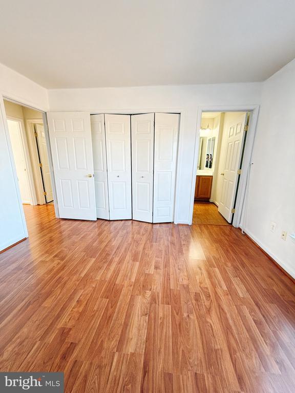 Building Photo - 43750 Tolamac Dr