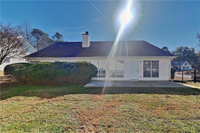 Building Photo - 3845 Rajean Dr