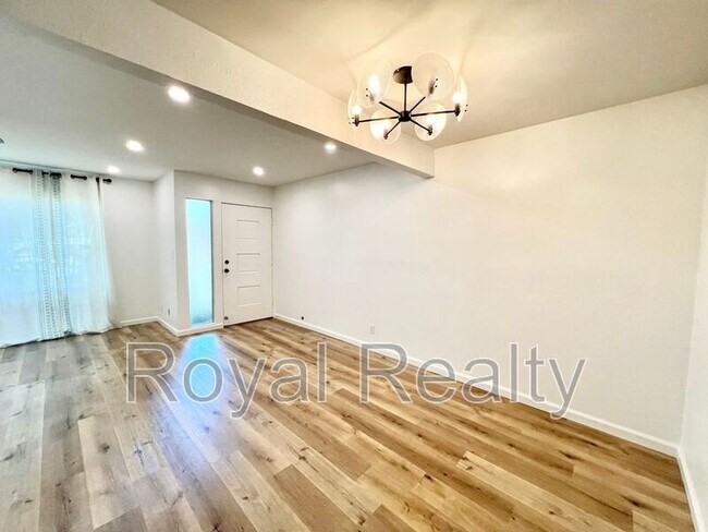 Building Photo - 47-696-696 Hui Kelu St