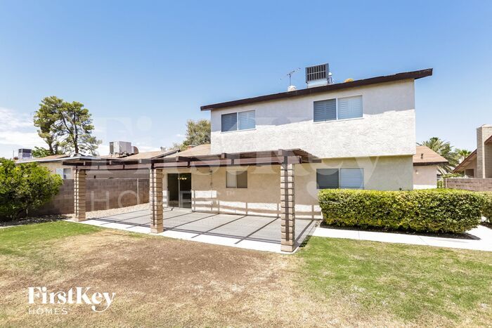 Building Photo - 6779 Carrera Dr