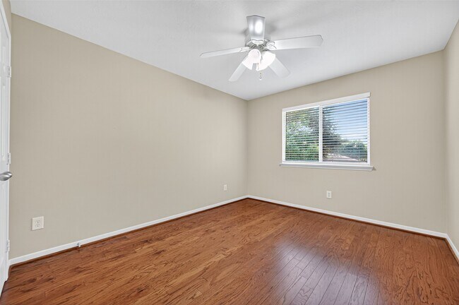 Building Photo - 24823 Cobble Canyon Ln