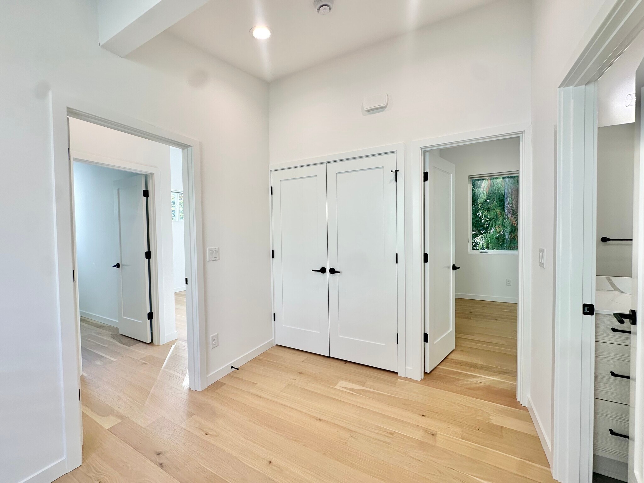 Building Photo - 12013 36th Ave NE