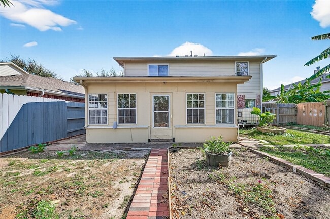 Building Photo - 8427 Brickhaven Ln