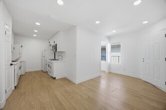Building Photo - 1040 Gardena
