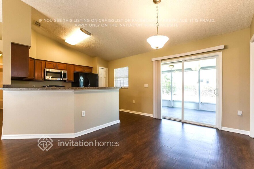 Building Photo - 2920 Bedford St