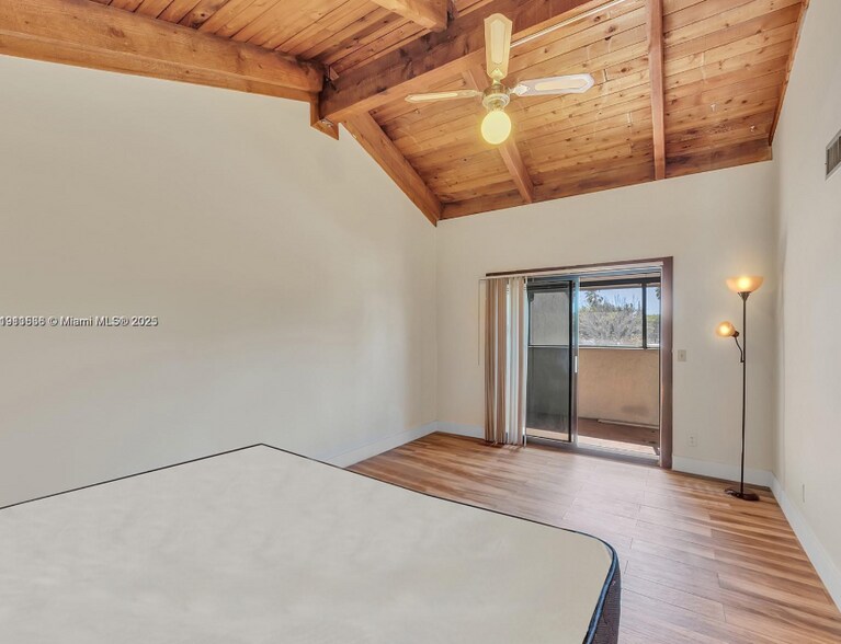 Building Photo - 2701 SW 58th Mnr