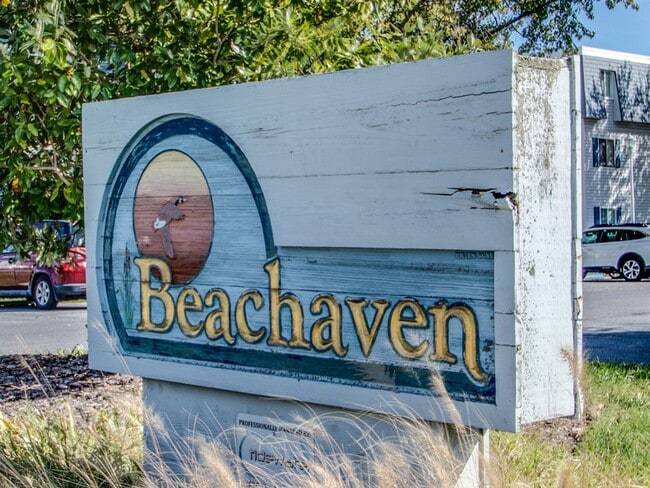 Building Photo - OFF SEASON RENTAL - FIRST FLOOR 2 BED 2 BA...