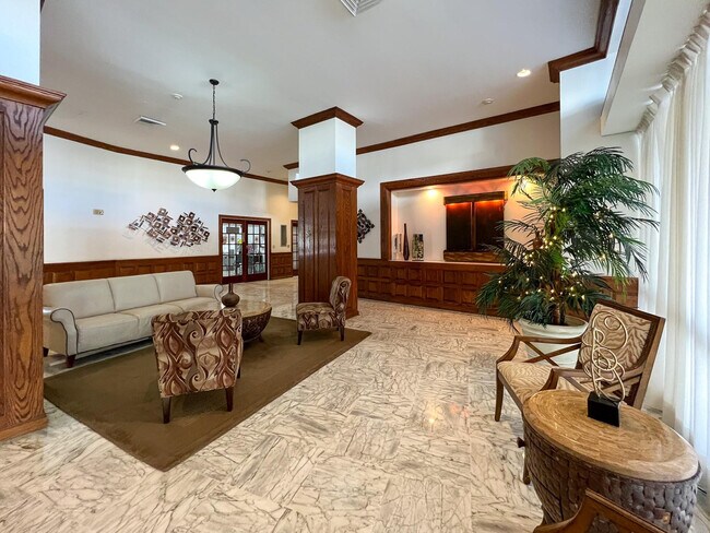 Building Photo - 3505 S Ocean Dr