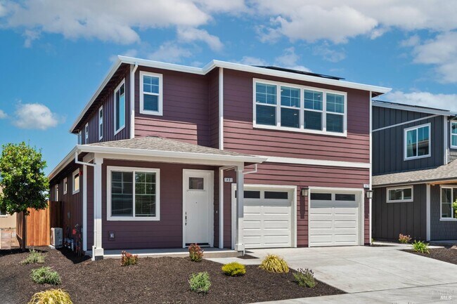 Building Photo - 1480 Wrigley Ave