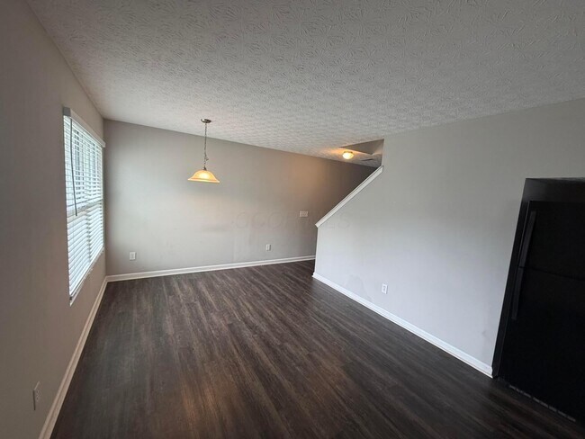 Building Photo - 9335 Polaris Green Dr