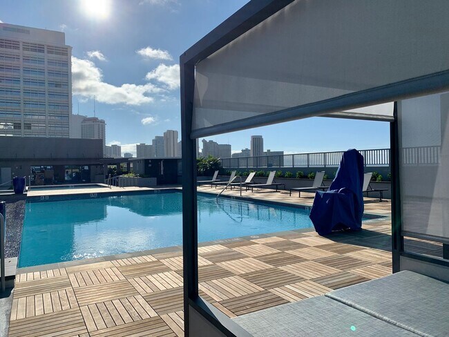 Building Photo - The Central Ala Moana: 1 Bed, 1 Bath Top Floor Unit with 1 Parking