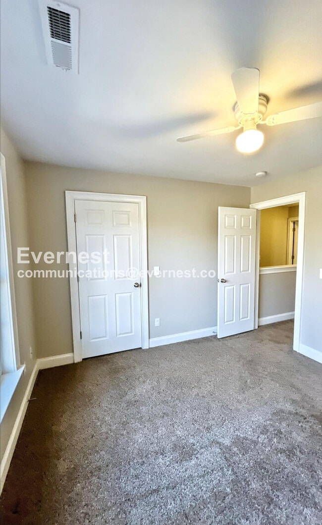 Building Photo - 13 Brown Estates Dr