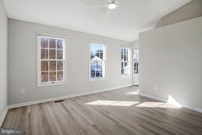 Building Photo - 8263 Berryfield Dr