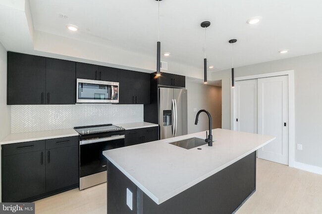 Building Photo - 1102 Germantown Ave