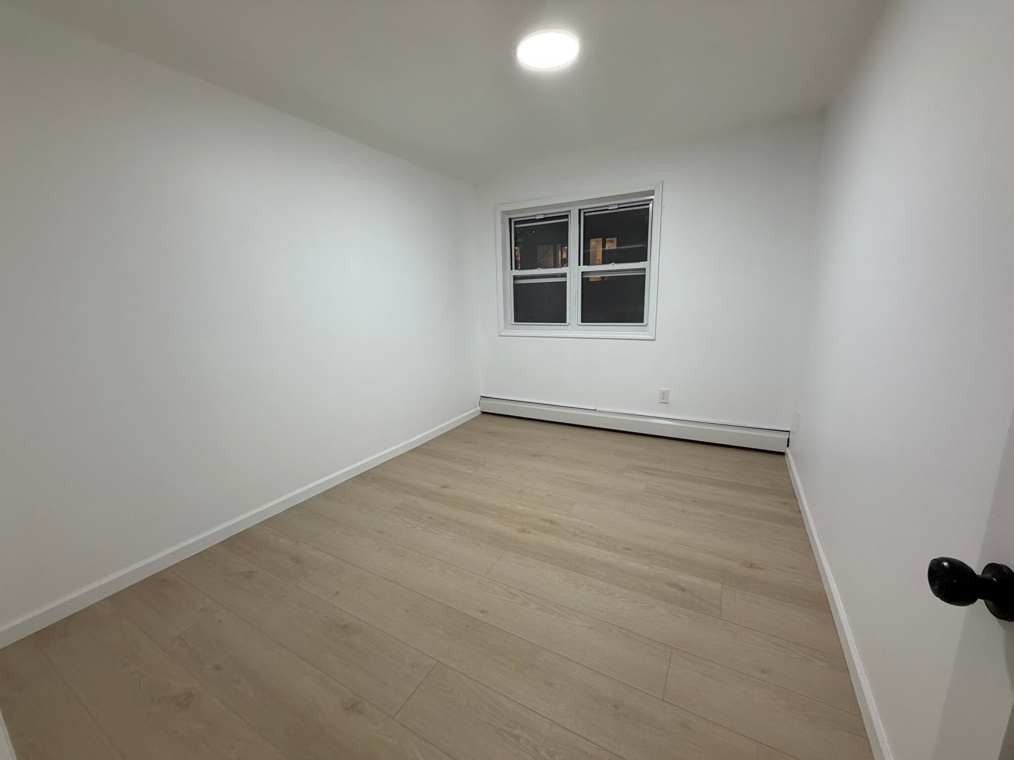 Building Photo - 348 Bleecker St