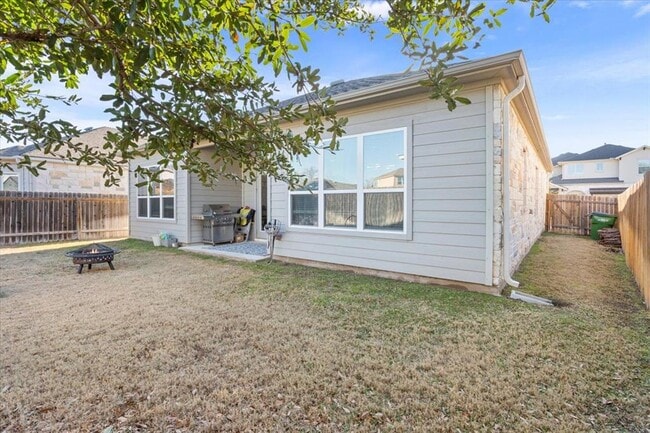 Building Photo - 3814 Chance Loop