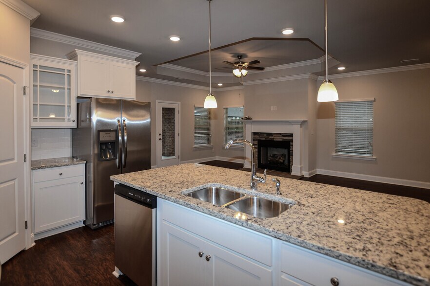 Building Photo - 257 Caudle Dr