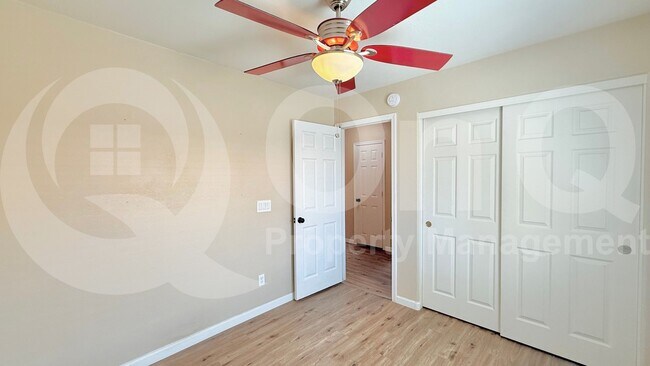 Building Photo - 1793 E Pinto Dr
