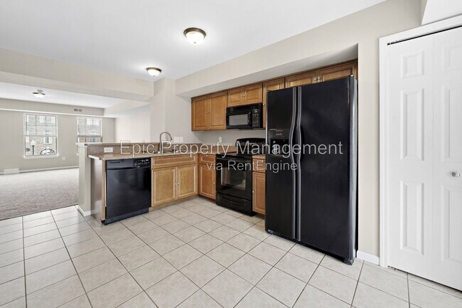 Building Photo - 14204 Lakeside Blvd N