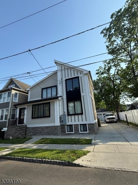 Building Photo - 612 Ripley Pl