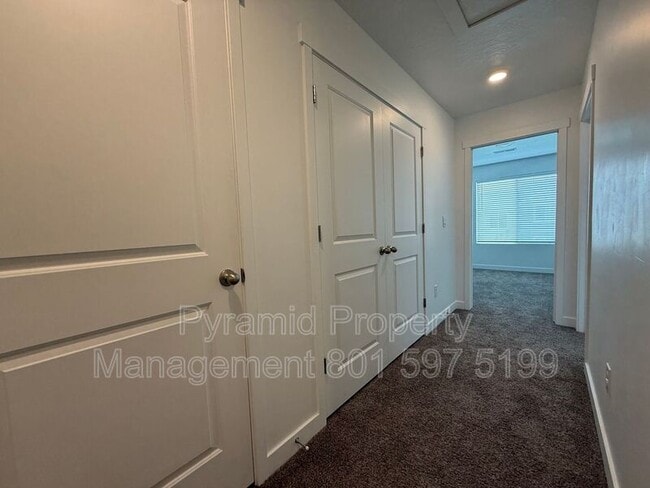 Building Photo - 3831 W 930 N
