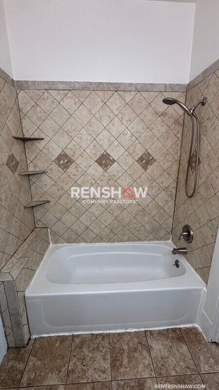 Building Photo - 1980 Snowden Ave