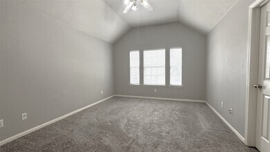 Building Photo - 4243 Daisy Meadow Dr