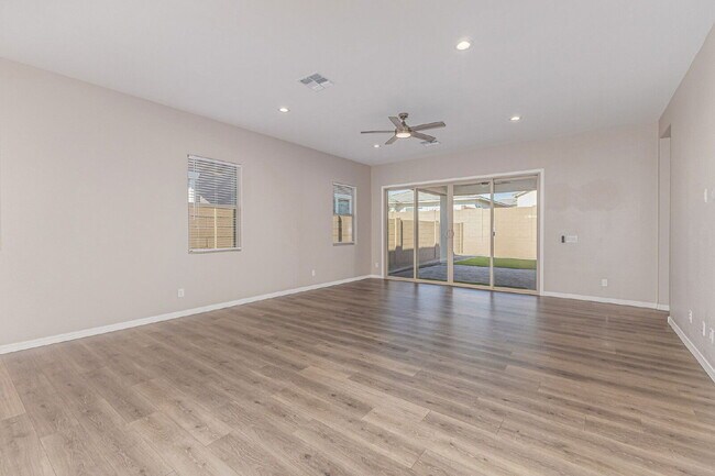 Building Photo - 20108 W Montecito Ave