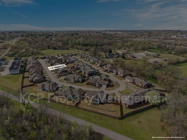 Building Photo - 17 Jeffrey Way