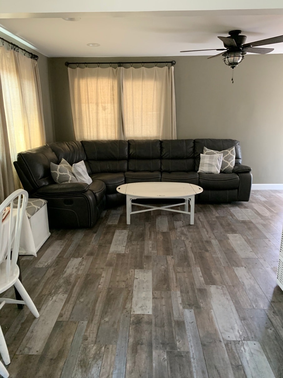Living room area - 14520 Pontlavoy Ave