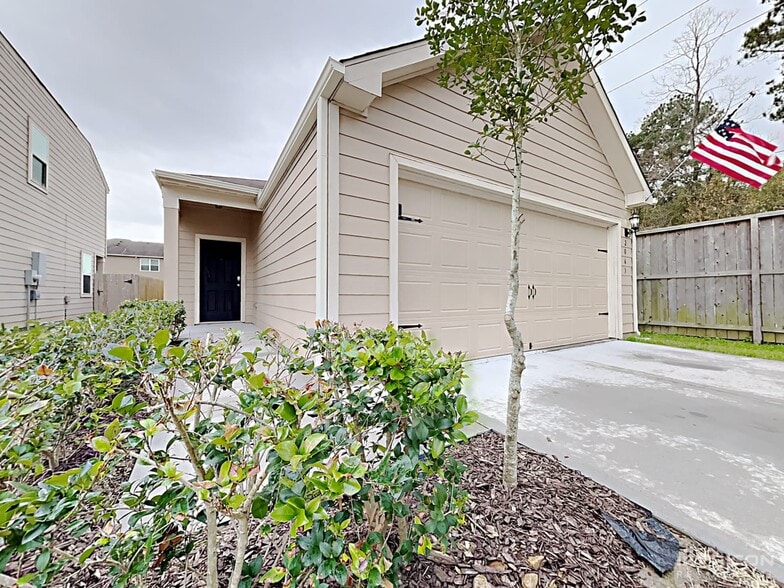 Building Photo - 2063 Sweet Lilac Dr